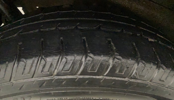 2017 Maruti Wagon R 1.0 VXI, Petrol, Manual, 34,793 km, Right Rear Tyre Tread