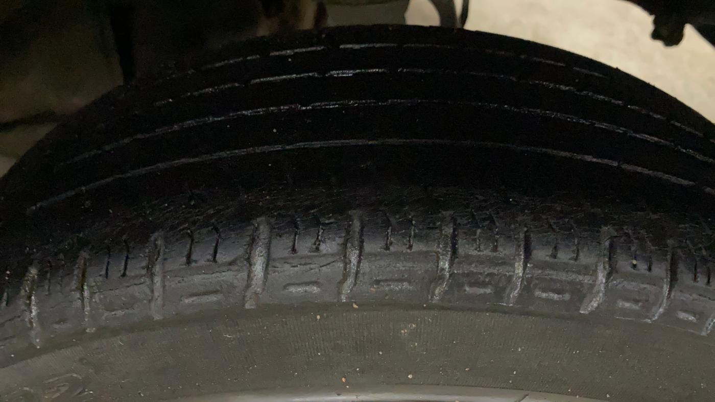 2016 Maruti Alto K10 VXI, Petrol, Manual, 79,054 km, Left Rear Tyre Tread