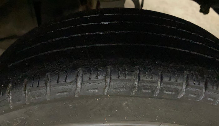 2016 Maruti Alto K10 VXI, Petrol, Manual, 79,054 km, Left Rear Tyre Tread