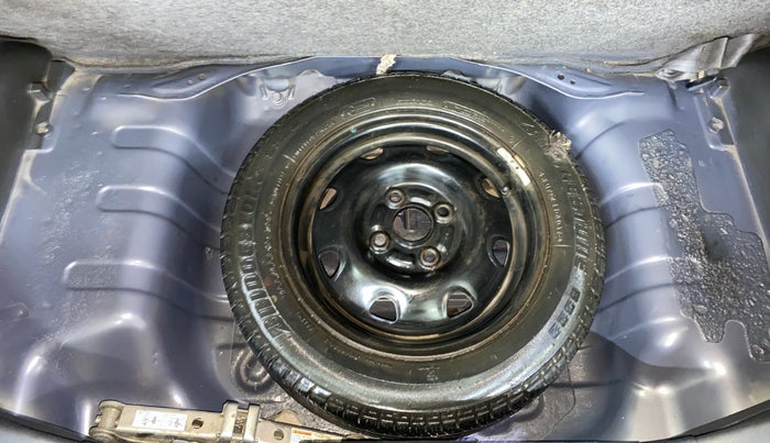 2016 Maruti Alto K10 VXI, Petrol, Manual, 79,054 km, Spare Tyre