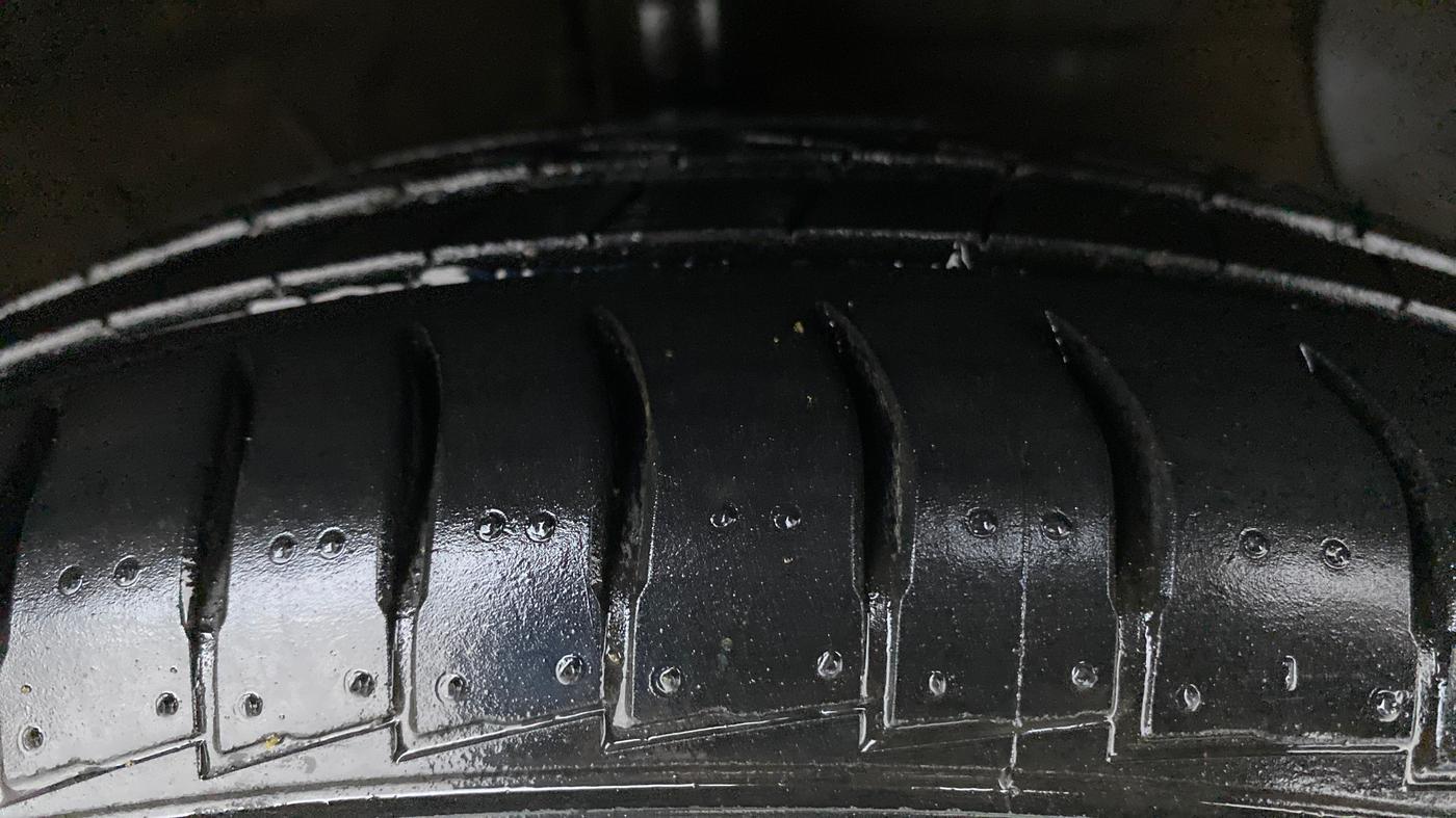 2019 Hyundai GRAND I10 NIOS MAGNA 1.2 AT, Petrol, Automatic, 51,246 km, Right Front Tyre Tread