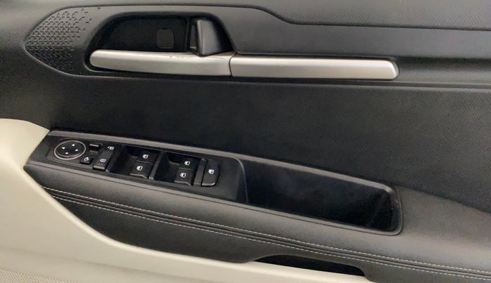 2023 KIA SONET HTX 1.0 TURBO PETROL IMT, Petrol, Manual, 55,983 km, Driver Side Door Panels Control