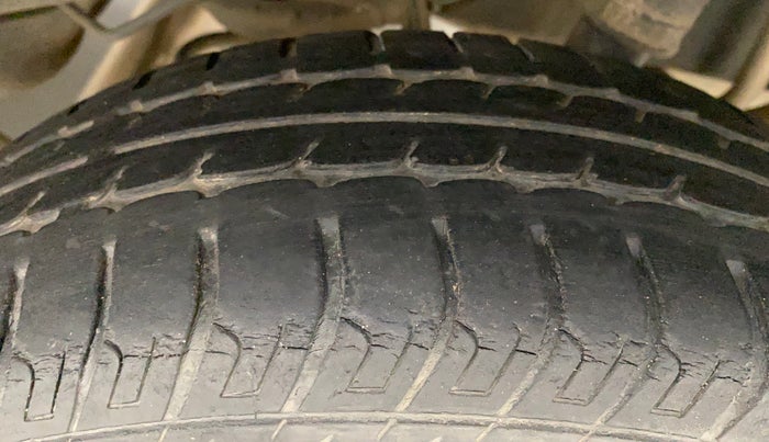 2017 Datsun Go T, Petrol, Manual, 30,774 km, Left Rear Tyre Tread