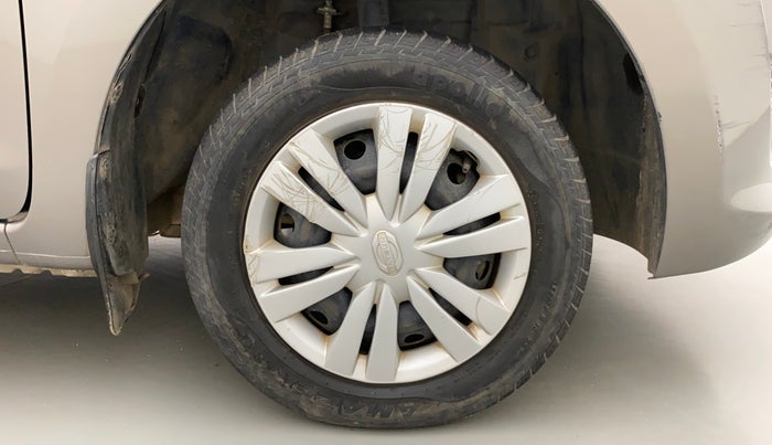 2017 Datsun Go T, Petrol, Manual, 30,774 km, Right Front Wheel