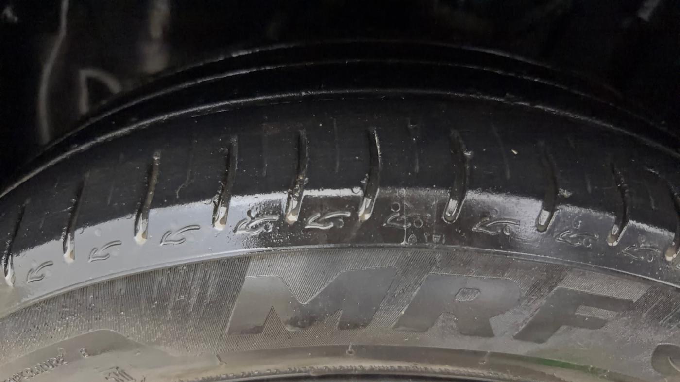 2024 Tata ALTROZ XZ CNG, CNG, Manual, 81,842 km, Left Front Tyre Tread