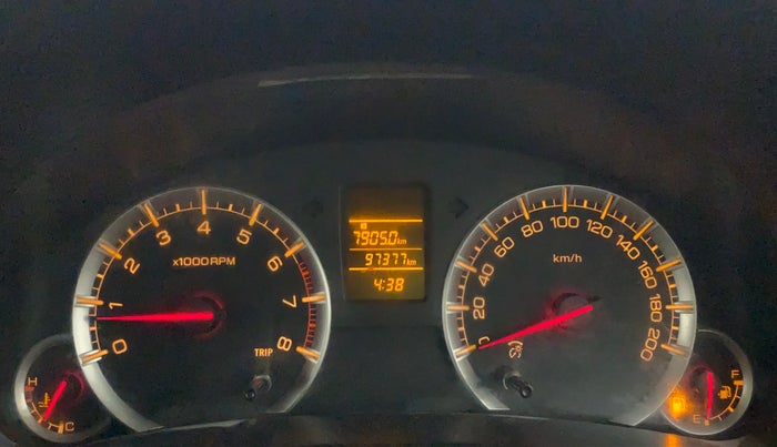2015 Maruti Swift VXI, CNG, Manual, 97,377 km, Odometer Image