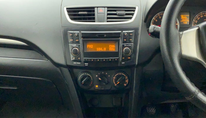 2015 Maruti Swift VXI, CNG, Manual, 97,377 km, Air Conditioner
