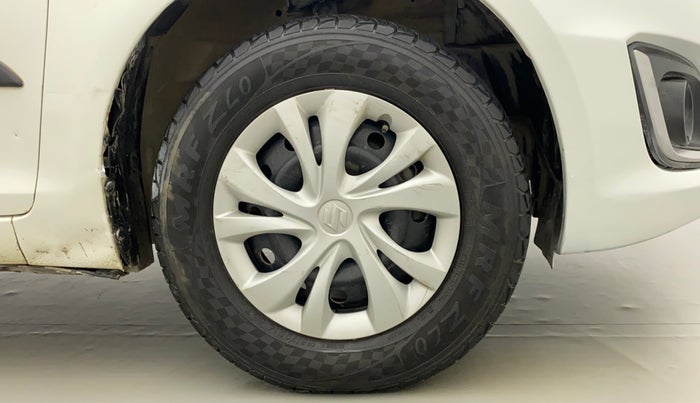 2015 Maruti Swift VXI, CNG, Manual, 97,377 km, Right Front Wheel