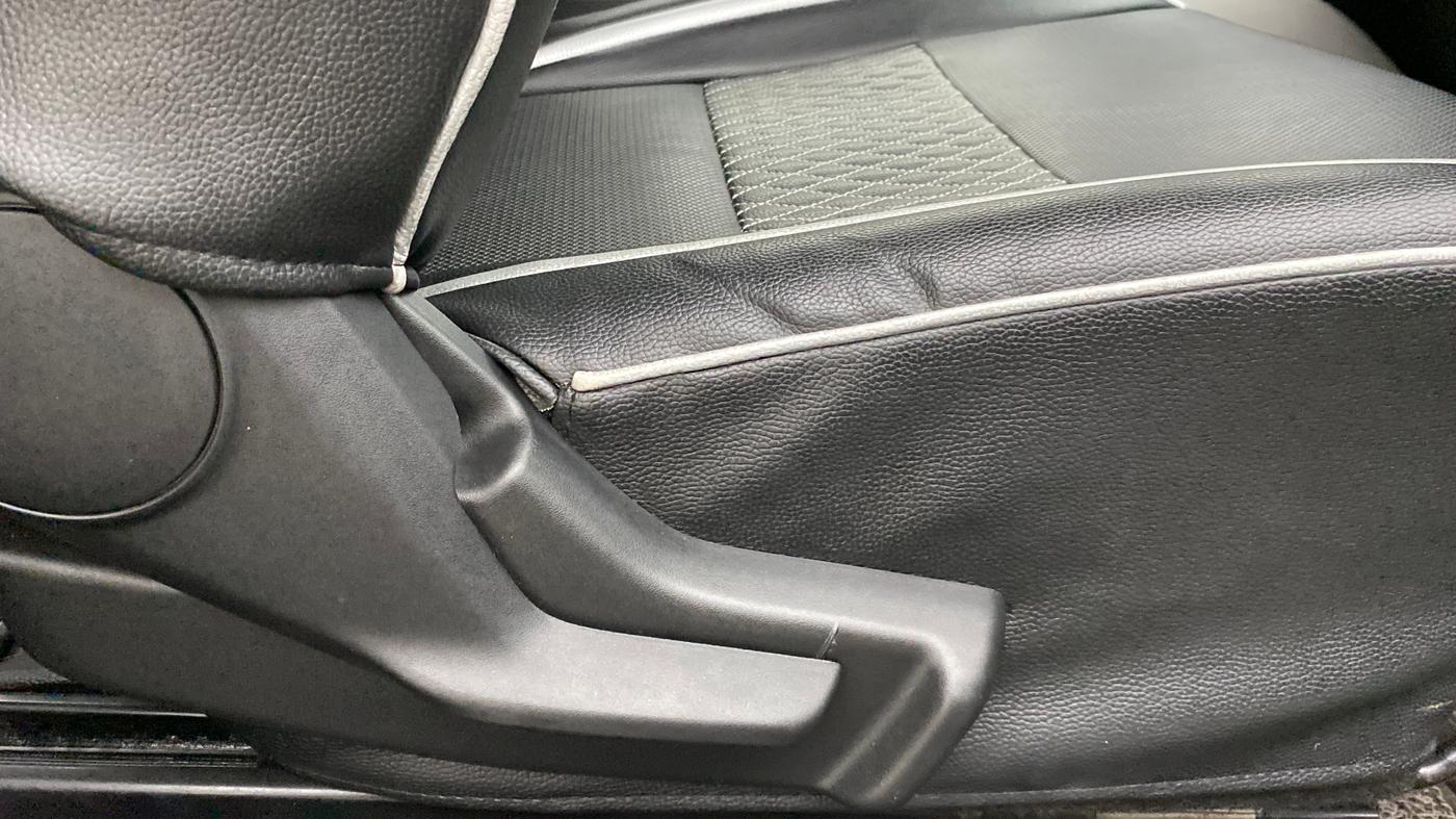 2017 Maruti Baleno DELTA CVT PETROL 1.2, Petrol, Automatic, 16,091 km, Driver Side Adjustment Panel