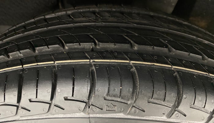 2017 Maruti Baleno DELTA CVT PETROL 1.2, Petrol, Automatic, 16,091 km, Left Rear Tyre Tread
