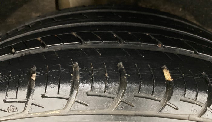 2017 Maruti Baleno DELTA CVT PETROL 1.2, Petrol, Automatic, 16,091 km, Right Rear Tyre Tread