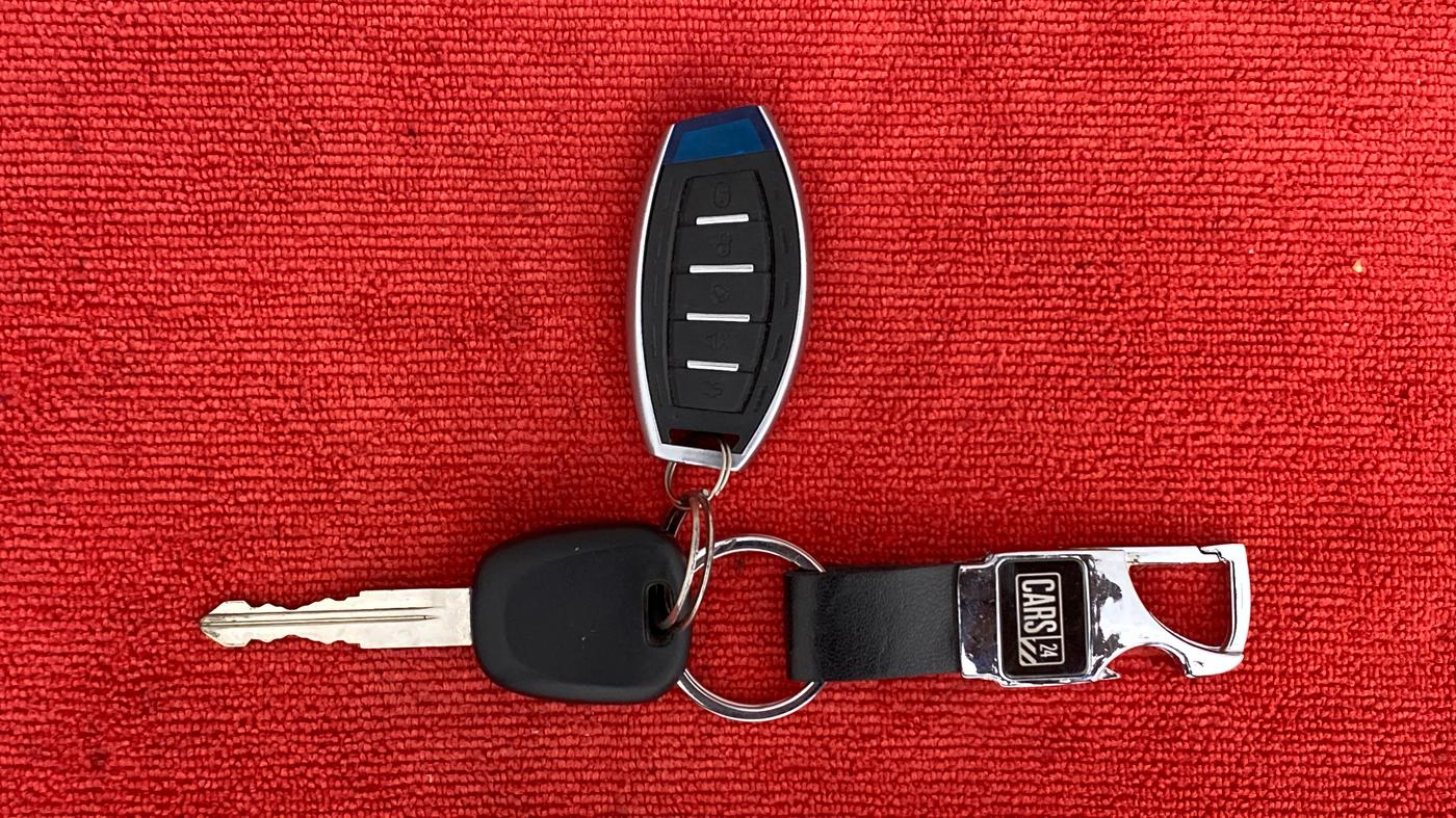 2019 Maruti Celerio VXI (O) CNG, CNG, Manual, 53,268 km, Key Close Up