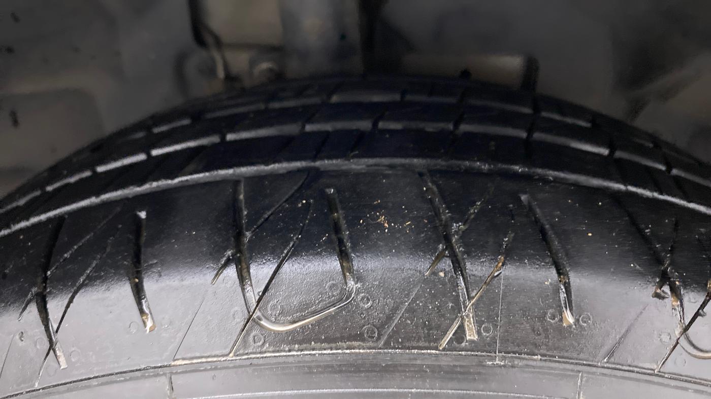 2019 Ford Ecosport TITANIUM + 1.5L DIESEL, Diesel, Manual, 1,08,632 km, Right Front Tyre Tread