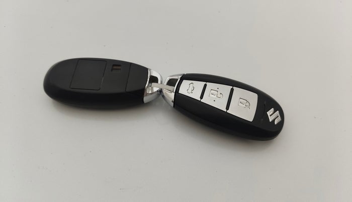 2019 Maruti Ciaz ALPHA  AT 1.5 SHVS PETROL, Petrol, Automatic, 94,150 km, Key Close Up