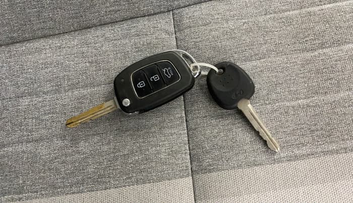 2020 Hyundai GRAND I10 NIOS SPORTZ AMT 1.2 KAPPA VTVT, Petrol, Automatic, 60,023 km, Key Close Up