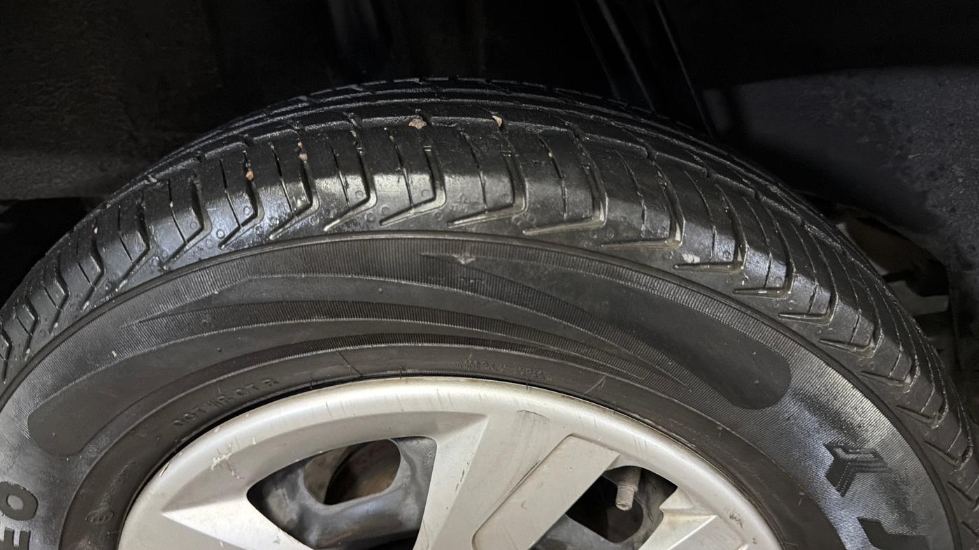 2017 Renault Kwid RXT 0.8, Petrol, Manual, 36,563 km, Right Rear Tyre Tread