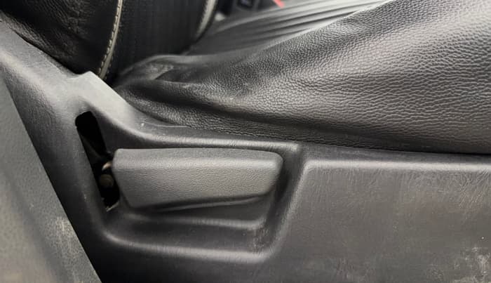 2018 Maruti Alto K10 VXI (O) AMT, Petrol, Automatic, 47,954 km, Driver Side Adjustment Panel