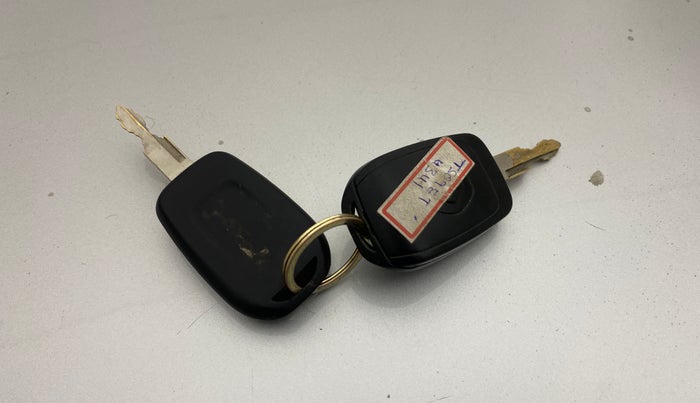 2017 Renault Kwid RXT 0.8, Petrol, Manual, 65,470 km, Key Close Up