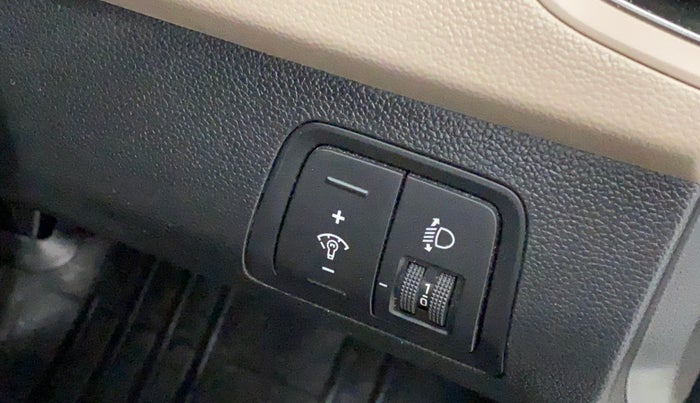 2015 Hyundai Elite i20 ASTA 1.2, Petrol, Manual, 71,990 km, Dashboard - Headlight height adjustment not working