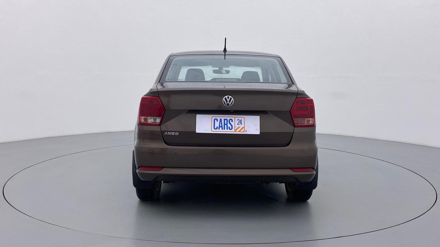 2016 Volkswagen Ameo HIGHLINE 1.2, Petrol, Manual, 30,483 km, Back/Rear