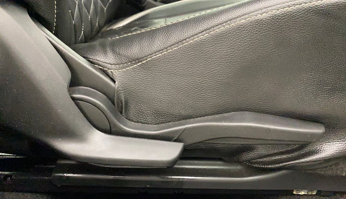 2019 Maruti Baleno ZETA PETROL 1.2, Petrol, Manual, 21,806 km, Driver Side Adjustment Panel