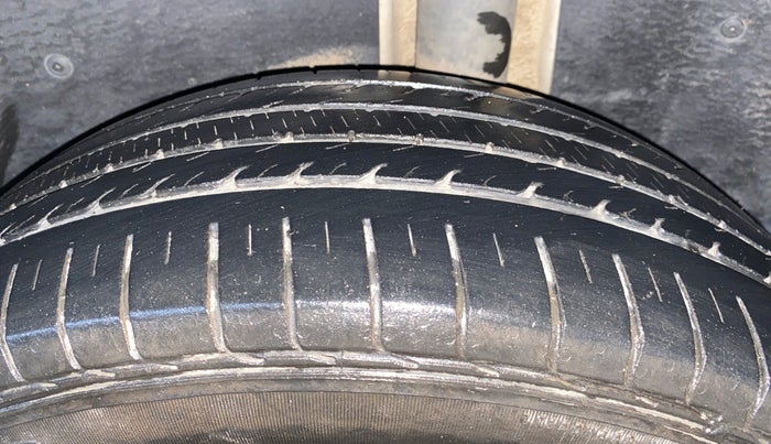 2019 MG HECTOR SHARP 2.0 DIESEL, Diesel, Manual, 86,762 km, Left Rear Tyre Tread