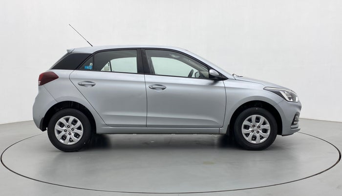 2018 Hyundai Elite i20 SPORTZ 1.2, Petrol, Manual, 49,155 km, Right Side View