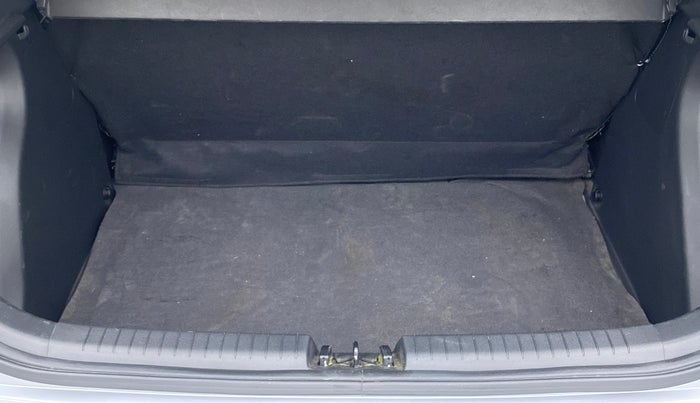 2018 Hyundai Elite i20 SPORTZ 1.2, Petrol, Manual, 49,155 km, Boot Inside