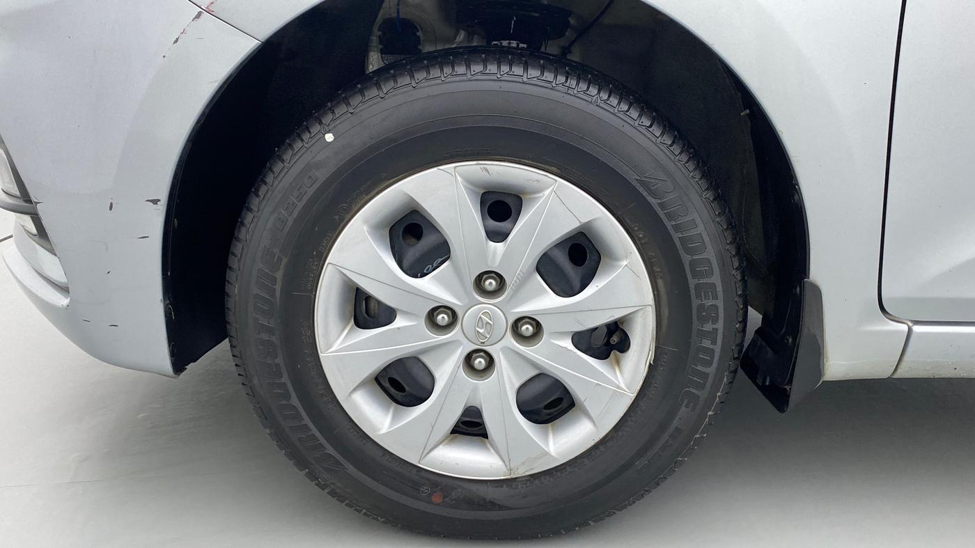 2018 Hyundai Elite i20 SPORTZ 1.2, Petrol, Manual, 49,155 km, Left Front Wheel