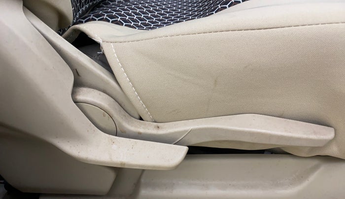 2022 Maruti Ertiga ZXI+ SHVS, Petrol, Manual, 83,109 km, Driver Side Adjustment Panel