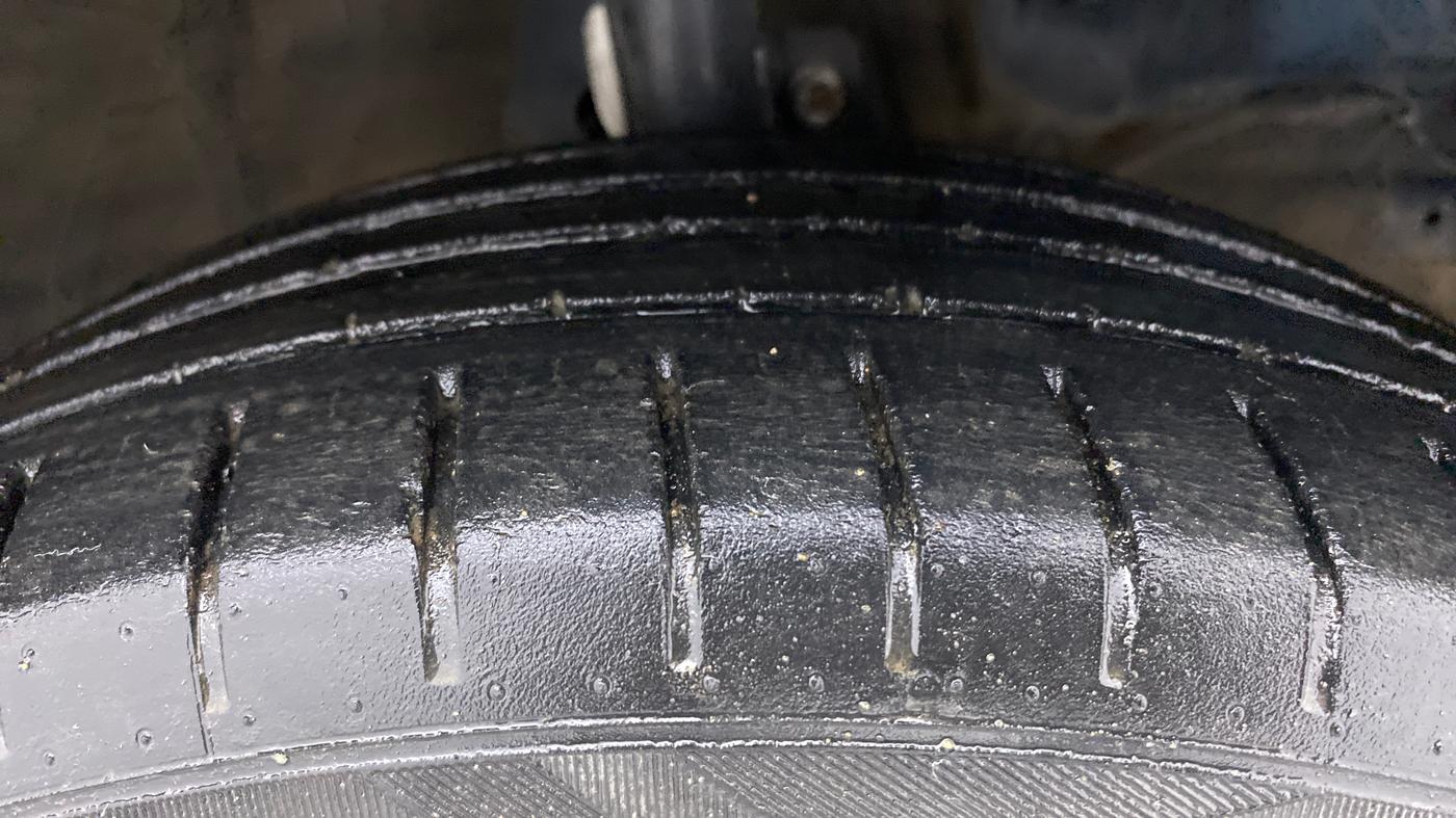 2019 Maruti Baleno ZETA PETROL 1.2, Petrol, Manual, 35,545 km, Right Front Tyre Tread