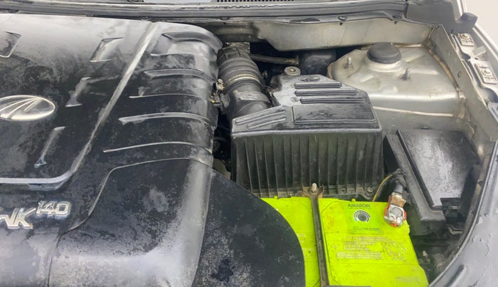 2015 Mahindra XUV500 W6, Diesel, Manual, 1,33,678 km, Engine View - Left