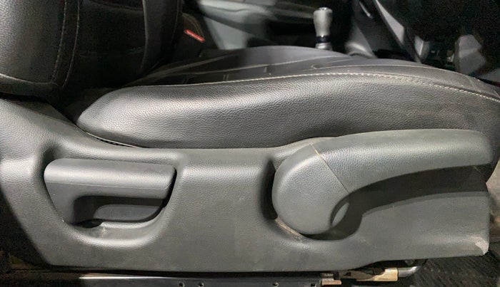 2018 Honda WR-V 1.2L I-VTEC VX MT, Petrol, Manual, 36,420 km, Driver Side Adjustment Panel