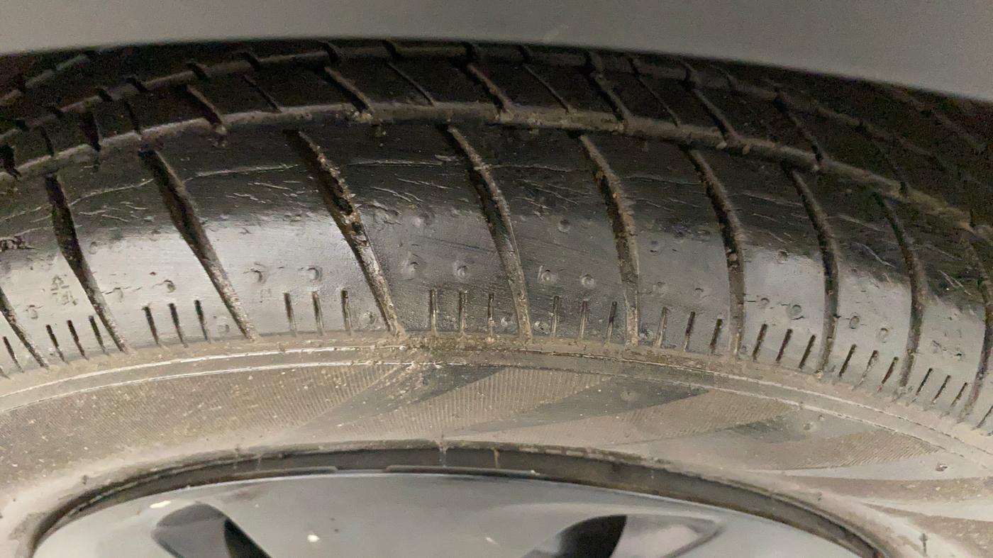 2018 Maruti Celerio X ZXI AMT, Petrol, Automatic, 13,635 km, Right Front Tyre Tread