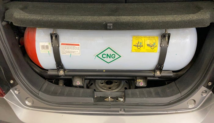 2018 Maruti Wagon R 1.0 LXI CNG, CNG, Manual, 60,466 km, Boot Inside