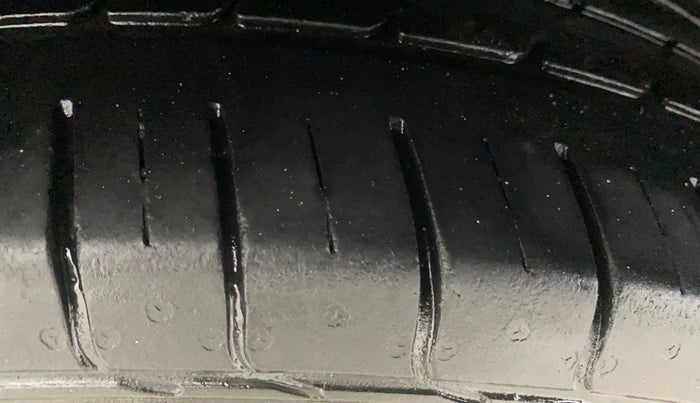 2020 KIA SELTOS HTX 1.5 PETROL, Petrol, Manual, 35,831 km, Right Rear Tyre Tread