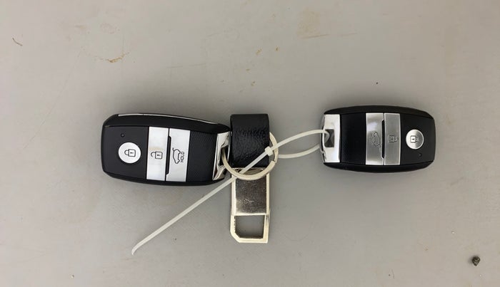 2020 KIA SELTOS HTX 1.5 PETROL, Petrol, Manual, 35,831 km, Key Close Up