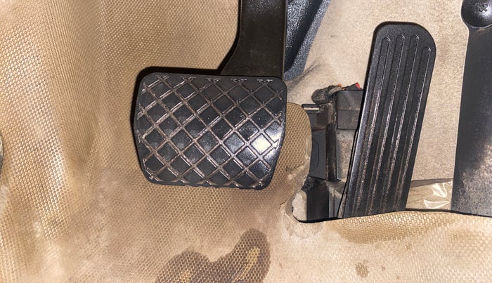 2015 Volkswagen Jetta HIGHLINE TDI AT, Diesel, Automatic, 1,35,517 km, Pedals