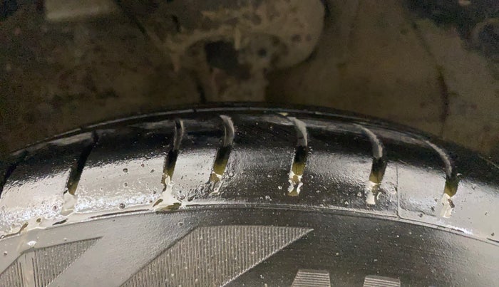 2020 Hyundai NEW SANTRO SPORTZ EXECUTIVE MT CNG, CNG, Manual, 91,928 km, Right Front Tyre Tread