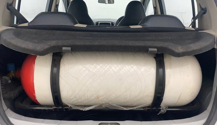 2020 Hyundai NEW SANTRO SPORTZ EXECUTIVE MT CNG, CNG, Manual, 91,928 km, Boot Inside