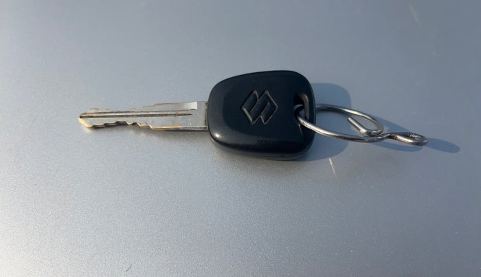 2014 Maruti Wagon R 1.0 LXI, Petrol, Manual, 61,995 km, Key Close Up