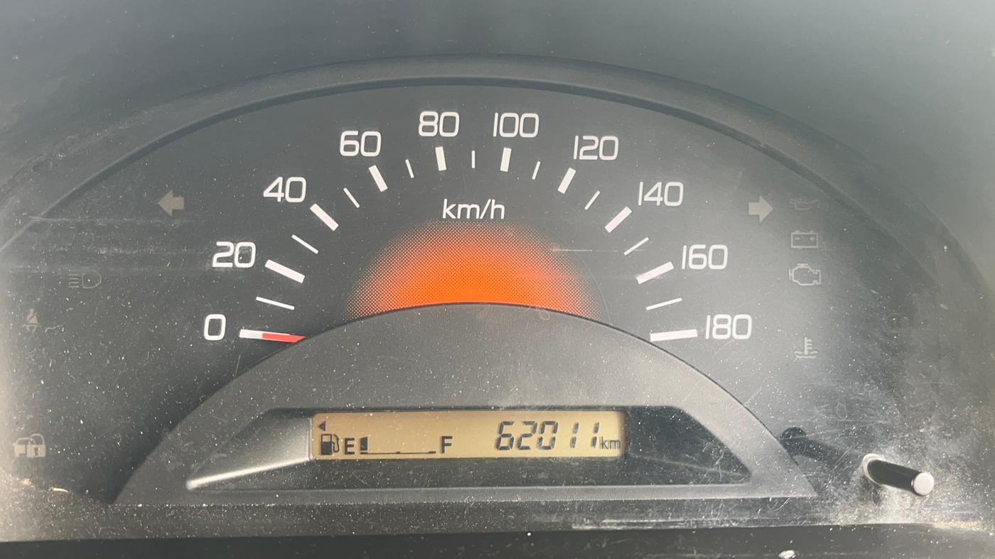 2014 Maruti Wagon R 1.0 LXI, Petrol, Manual, 61,995 km, Odometer Image