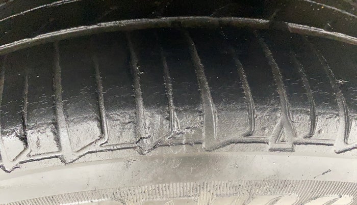 2018 Tata TIGOR XZA PETROL, Petrol, Automatic, 34,524 km, Left Rear Tyre Tread