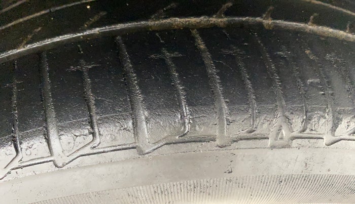 2018 Tata TIGOR XZA PETROL, Petrol, Automatic, 34,524 km, Right Front Tyre Tread