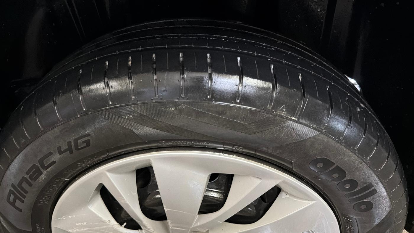 2023 Maruti Baleno DELTA PETROL 1.2, Petrol, Manual, 45,314 km, Left Rear Tyre Tread