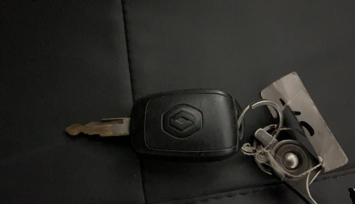 2017 Renault Kwid RXL, Petrol, Manual, 31,756 km, Key Close Up