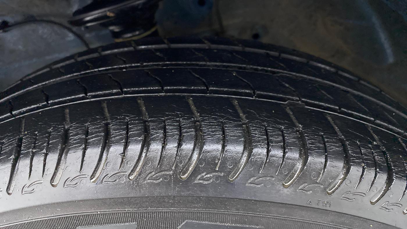 2019 Maruti S PRESSO VXI+, Petrol, Manual, 26,782 km, Left Front Tyre Tread