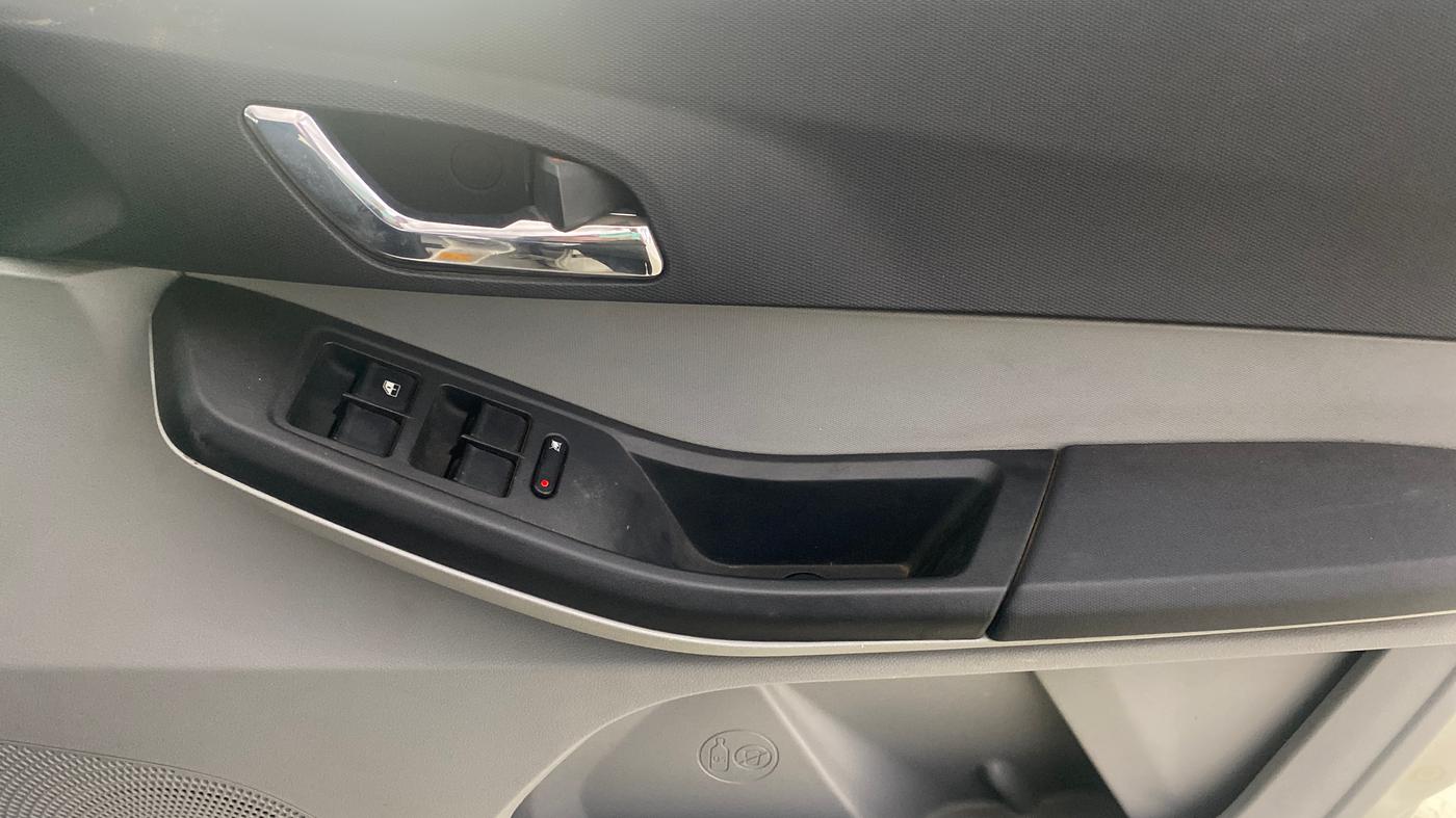 2021 Tata Tiago XZ PLUS PETROL, Petrol, Manual, 12,334 km, Driver Side Door Panels Control
