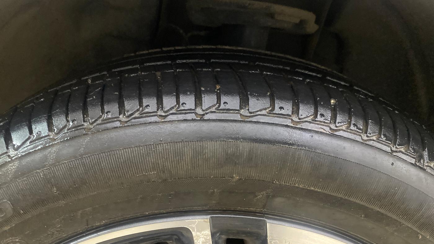 2021 Tata Tiago XZ PLUS PETROL, Petrol, Manual, 12,334 km, Left Front Tyre Tread