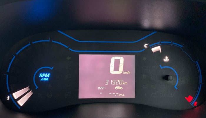 2020 Renault Kwid RXT 0.8, Petrol, Manual, 31,920 km, Odometer Image